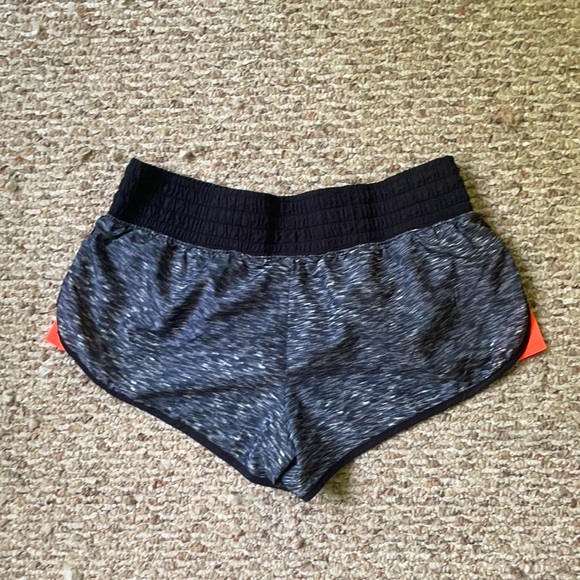 Women’s black and orange athletic shorts - Picture 2 of 3